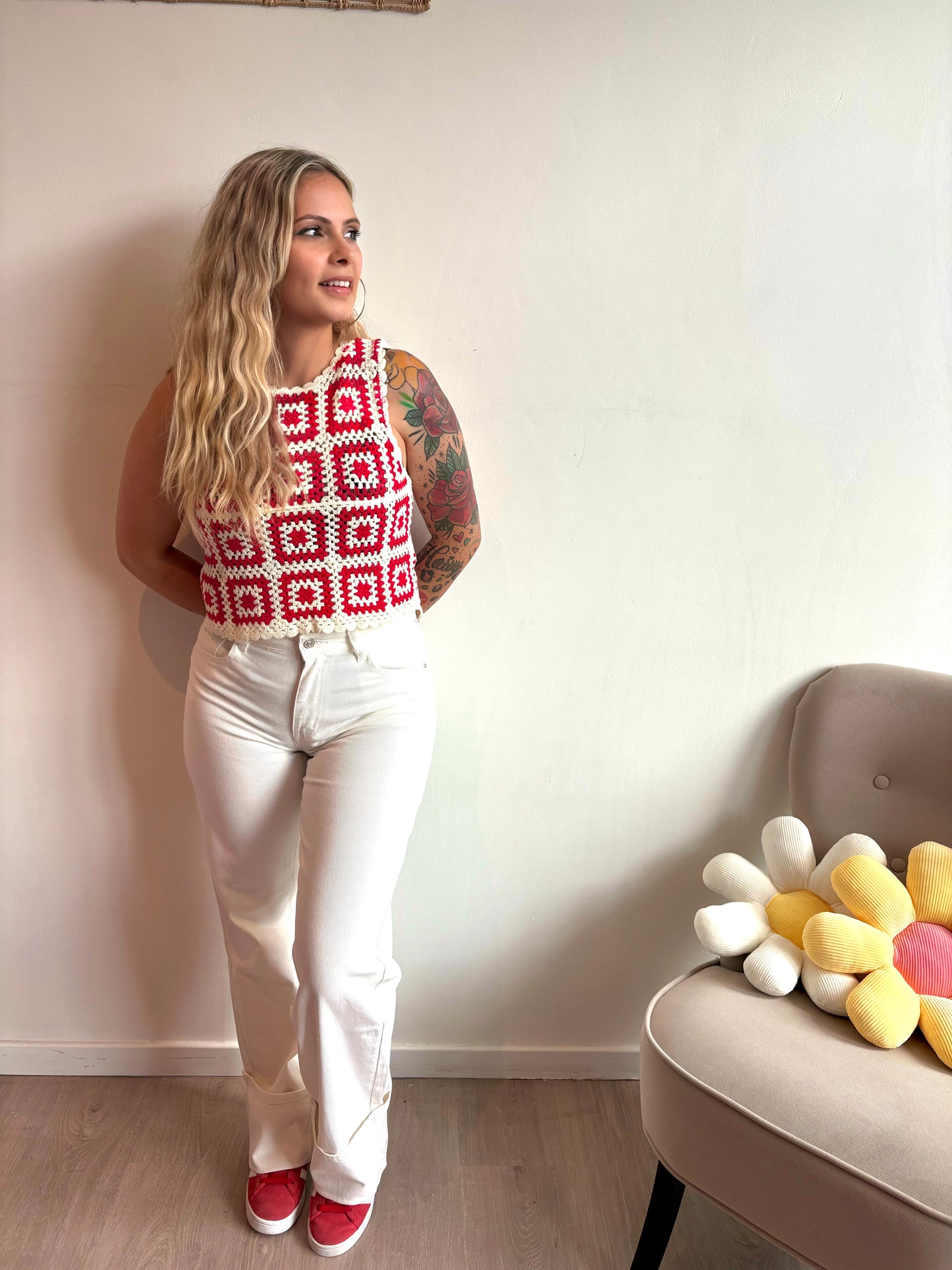 Haut rouge crochet