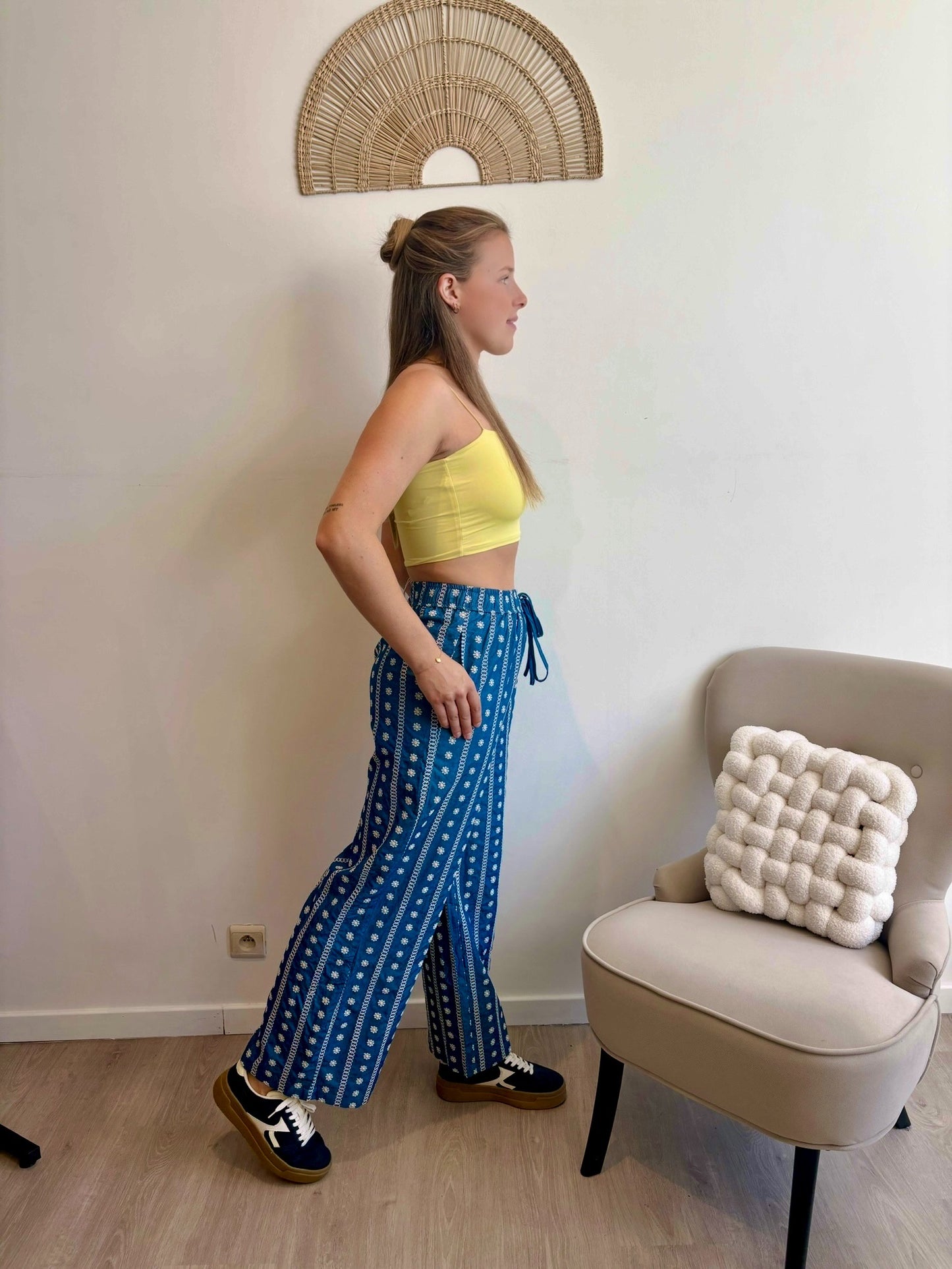 Pantalon brodé
