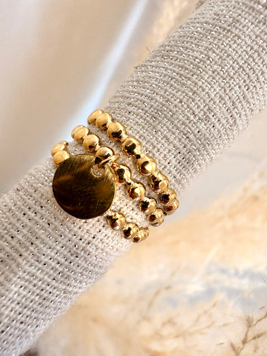 Bague perle et médaillon