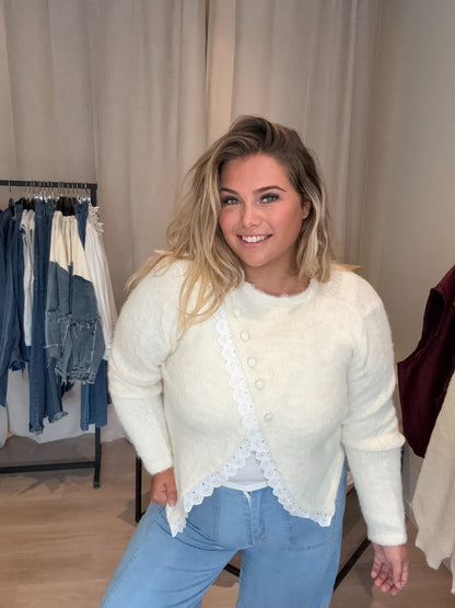 Pull dentelle