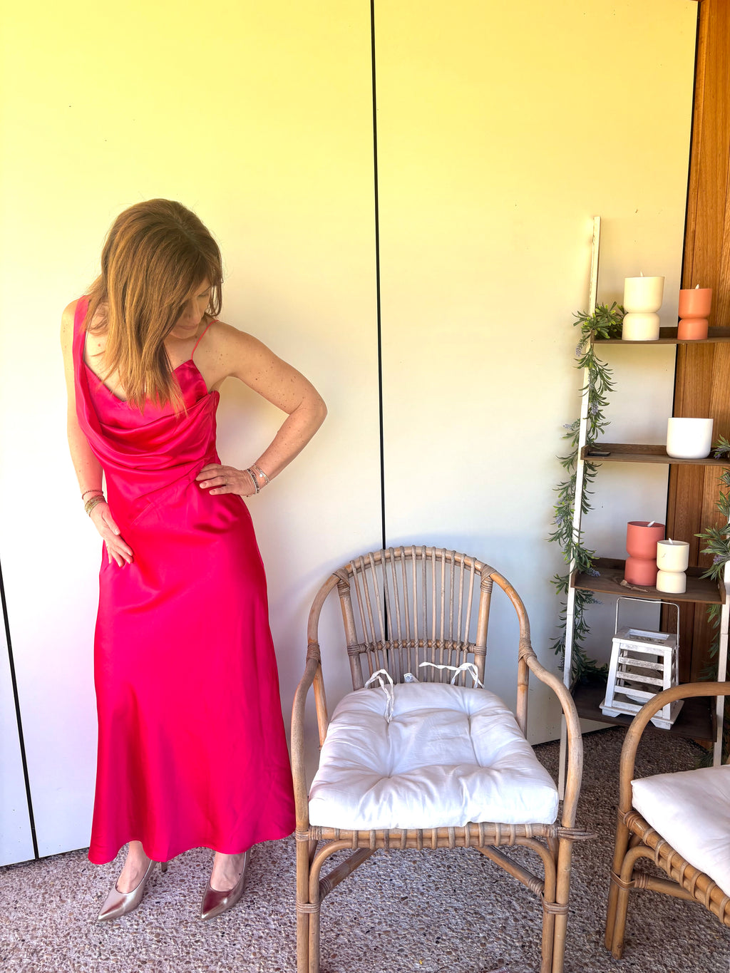 Robe fushia satinée