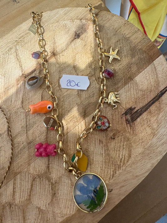 Collier fantaisie