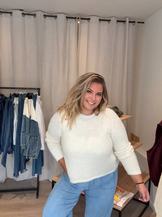 Pull dentelle