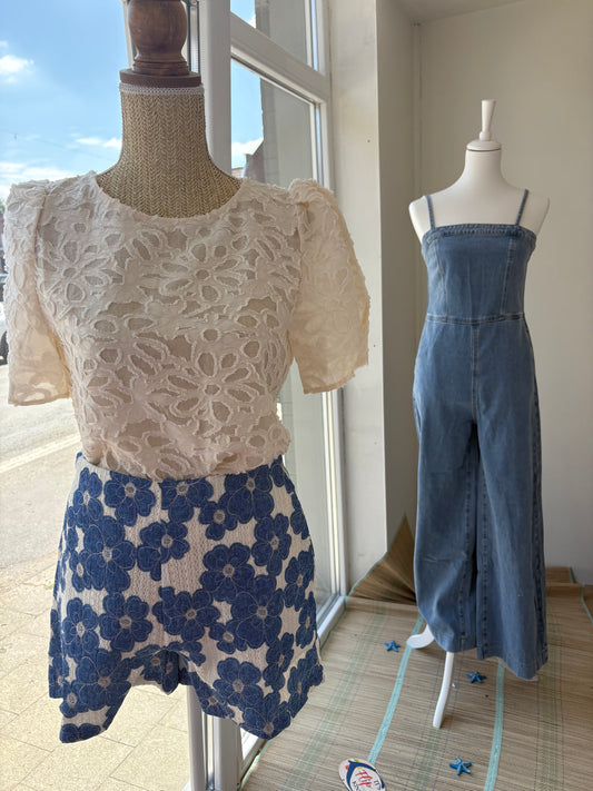 Short à fleurs